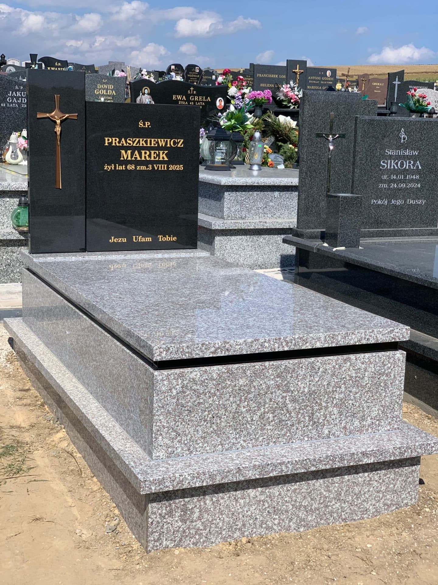 Realizacja nr 884 - Brąz Królewski, Premium Black