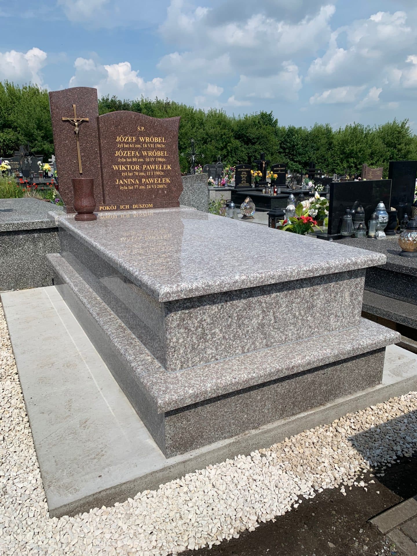 Realizacja nr 915 - Brąz Królewski, Tokowski